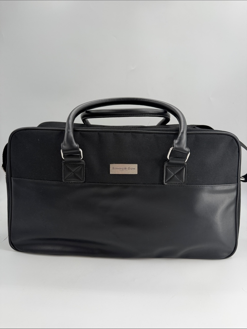 Ermenegildo Zegna Parfums Black Travel Duffle Bag 18x7x11 NWOT